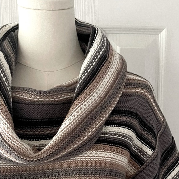 EUC Croft & Barrow Turtleneck Sweater Size M - Picture 3 of 5